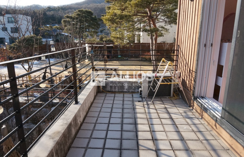 경기 용인처인구 유방동 용인 넓은 정원을 소유한 신축 전원주택, 전망 좋고 예쁘게 지은집 매매 매물번호 11481 사진 19