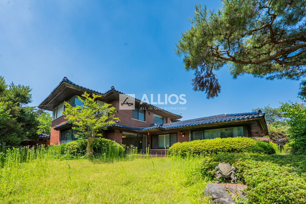 서울 종로구 평창동 평창동 단독주택 매매 넓은 정원과 북악산뷰 대저택 매매 매물번호 15986 사진 5