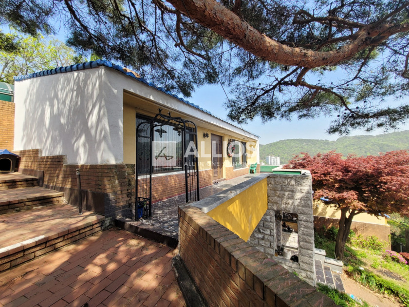 서울 종로구 평창동 평창동을 내려다 보는 환상적인 파노라마 뷰를 소유한 단독매매 매매 매물번호 13615 사진 3